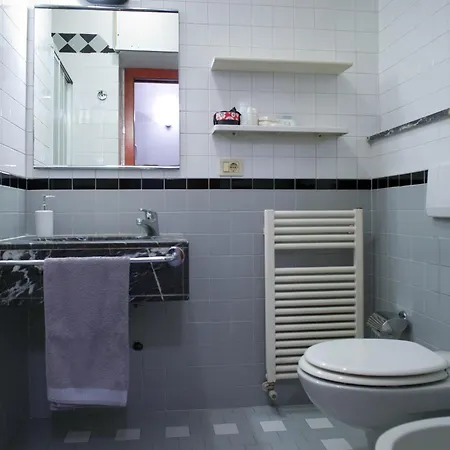 Residenza Lidia 3* ريتشيوني