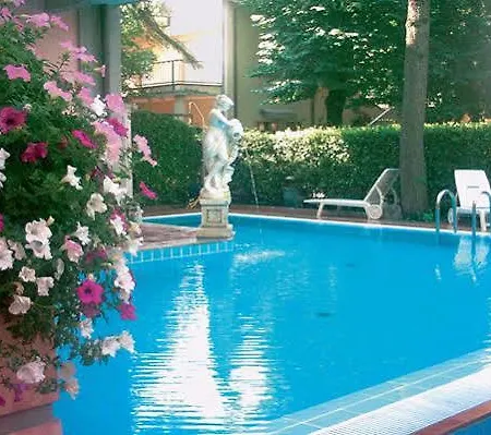 Residenza Lidia 3*