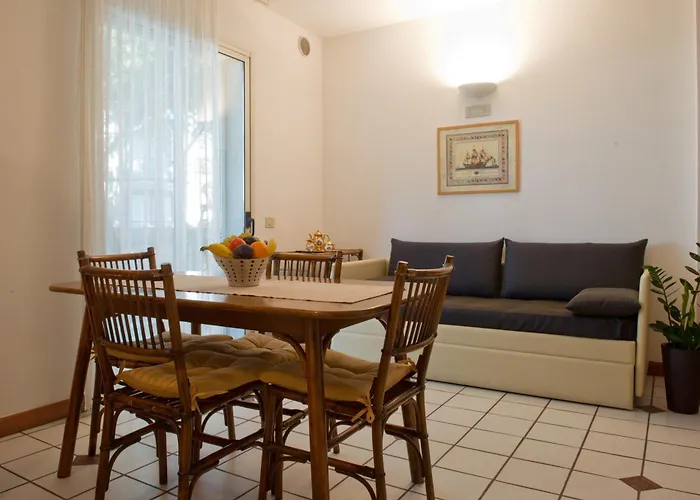 Residenza Lidia ריצ'יונה