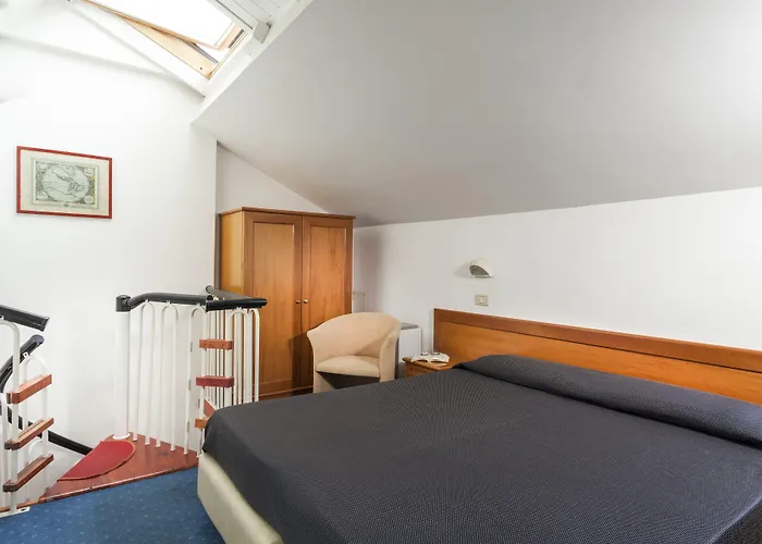 Residenza Lidia מלון דירות