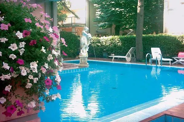 Residenza Lidia 3*