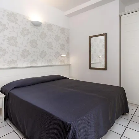 Residenza Lidia 3*