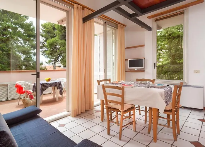 Residenza Lidia 公寓式酒店 里乔内